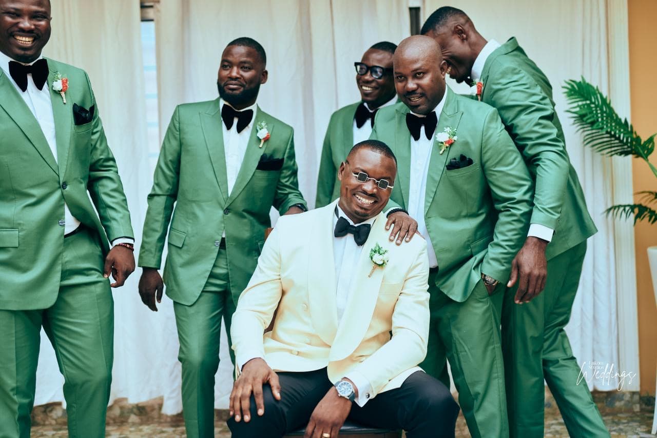 Weddings & Professional Photography